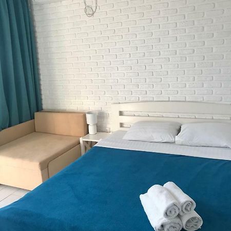 Золотий Лев Hotel Затока Екстериор снимка