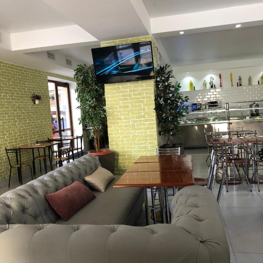 Золотий Лев Hotel Затока Екстериор снимка
