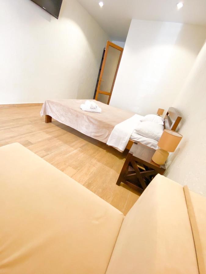Золотий Лев Hotel Затока Екстериор снимка