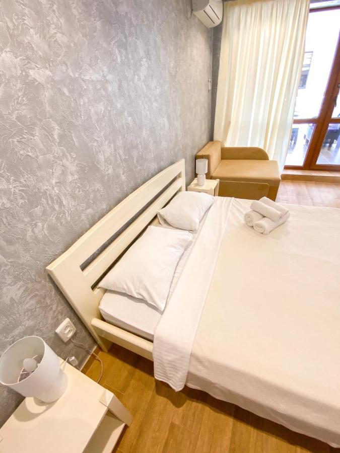 Золотий Лев Hotel Затока Екстериор снимка