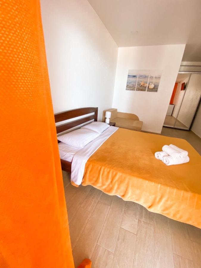 Золотий Лев Hotel Затока Екстериор снимка