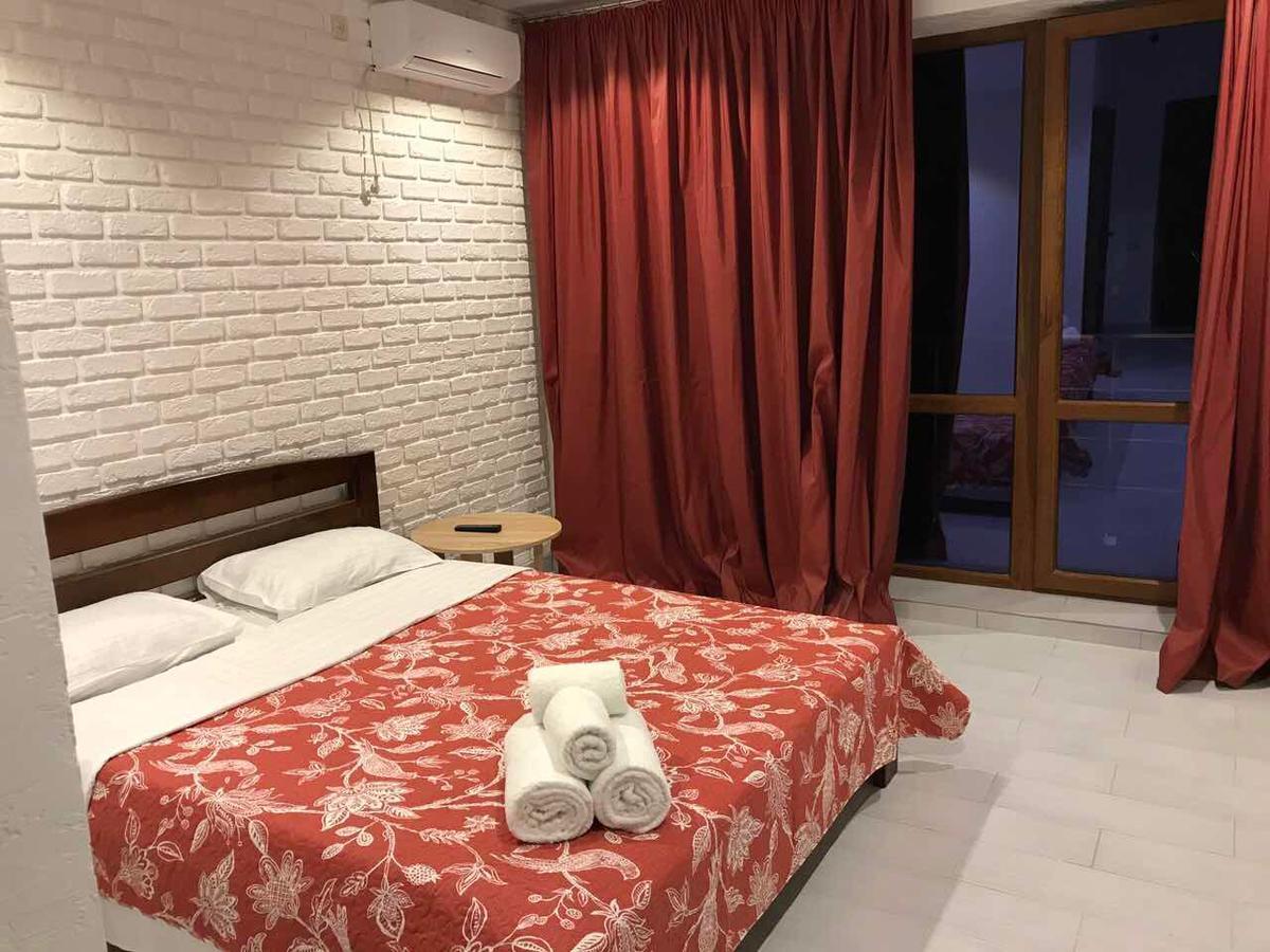 Золотий Лев Hotel Затока Екстериор снимка
