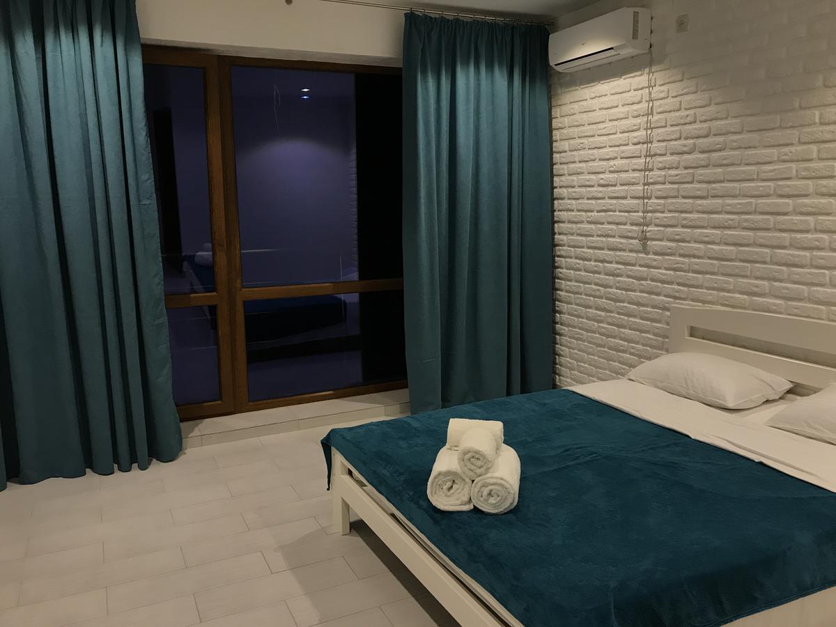 Золотий Лев Hotel Затока Екстериор снимка