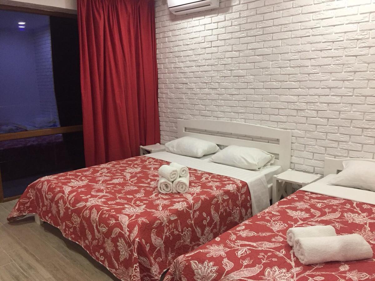 Золотий Лев Hotel Затока Екстериор снимка