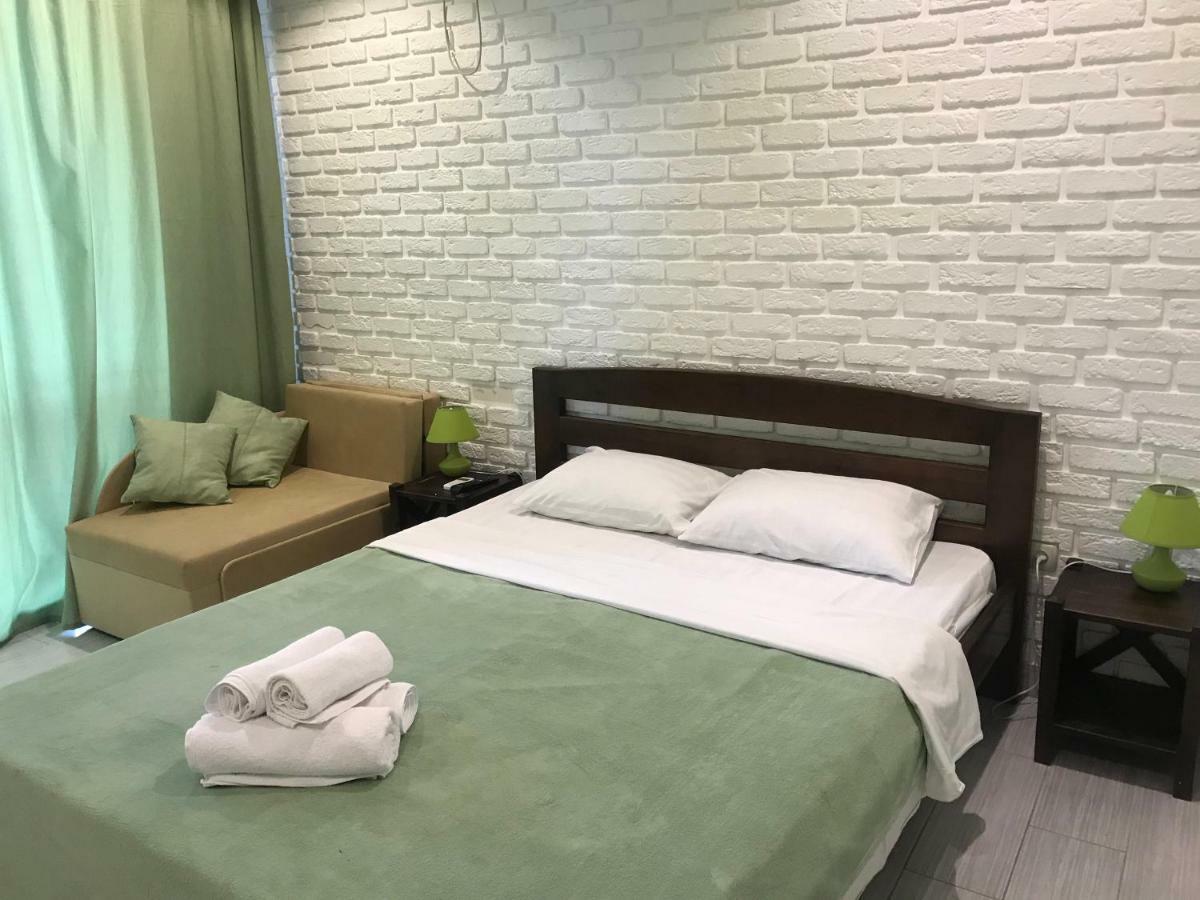 Золотий Лев Hotel Затока Екстериор снимка
