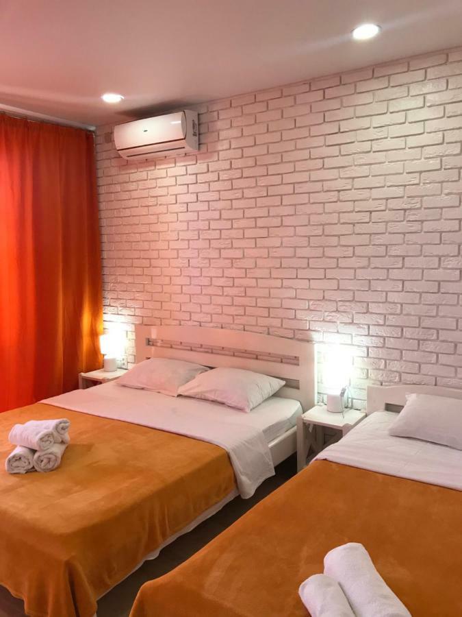 Золотий Лев Hotel Затока Екстериор снимка