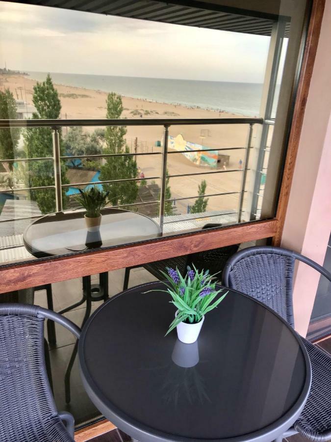 Золотий Лев Hotel Затока Екстериор снимка