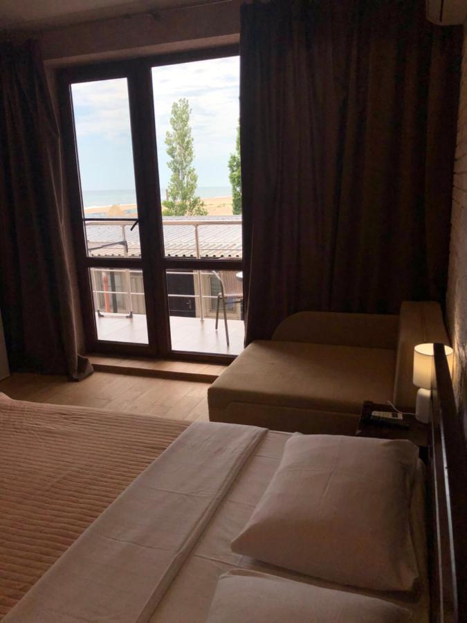 Золотий Лев Hotel Затока Екстериор снимка