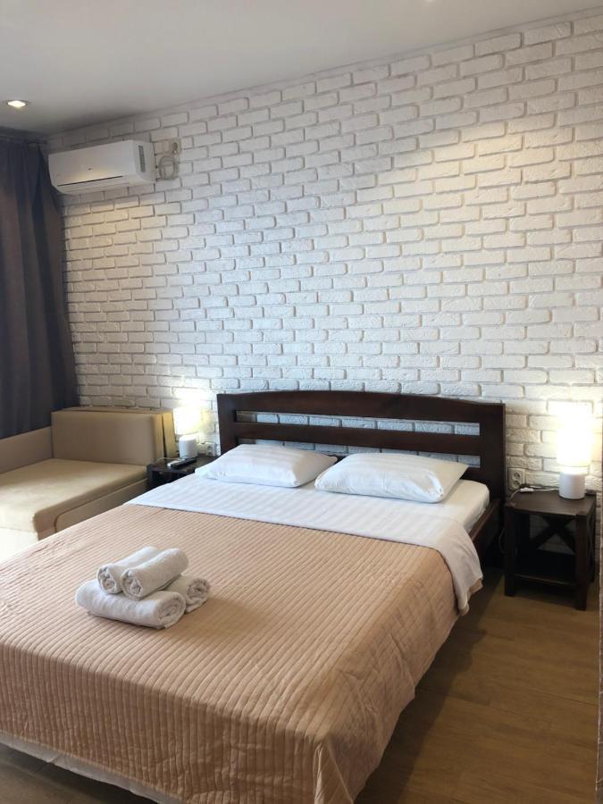 Золотий Лев Hotel Затока Екстериор снимка